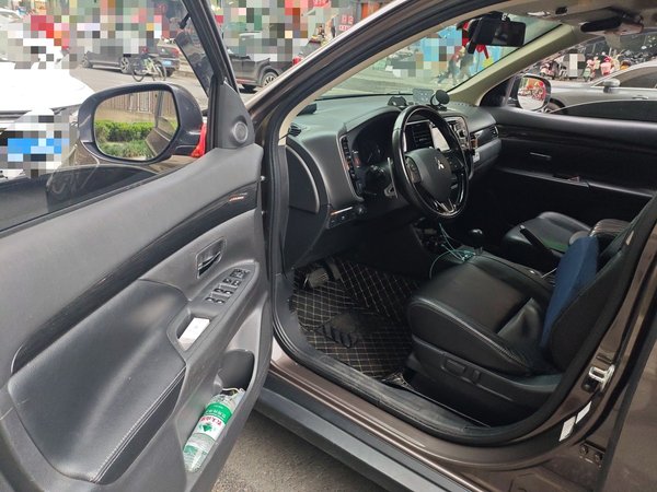 Mitsubishi Outlander 2016, 145400 км, за 6636 USD - фото 7