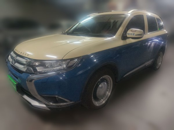 Mitsubishi Outlander 2016, 82400 км, за 7812 USD