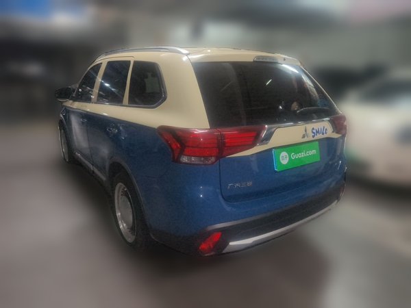 Mitsubishi Outlander 2016, 82400 км, за 7812 USD