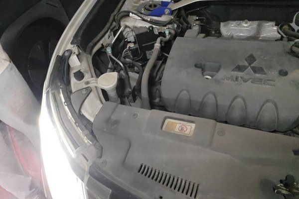 Mitsubishi Outlander 2016, 90600 км, за 8131 USD - фото 23