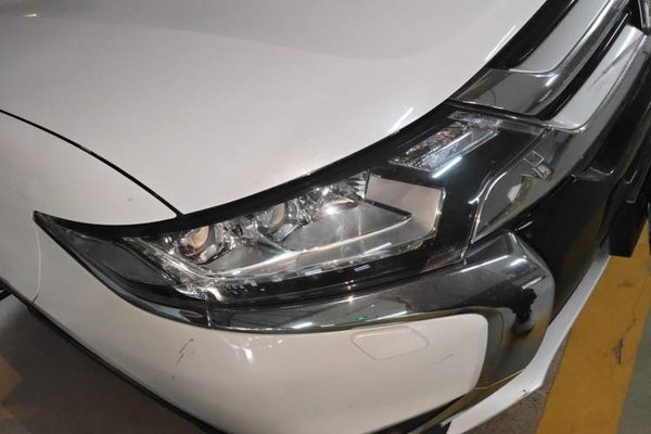 Mitsubishi Outlander 2016, 90600 км, за 8131 USD - фото 7