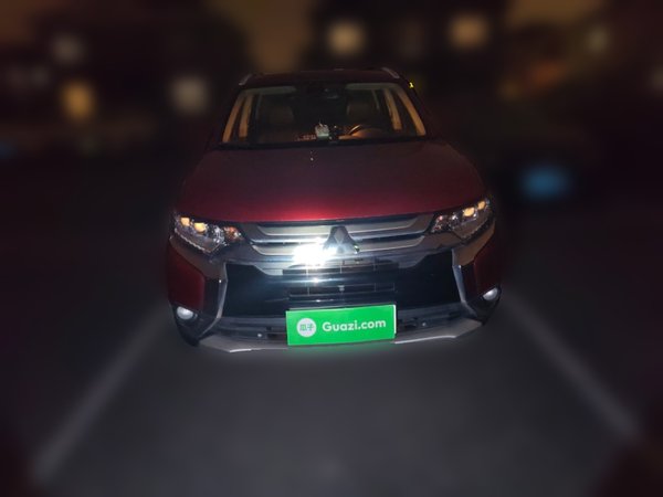 Mitsubishi Outlander 2018, 120200 км, за 8291 USD