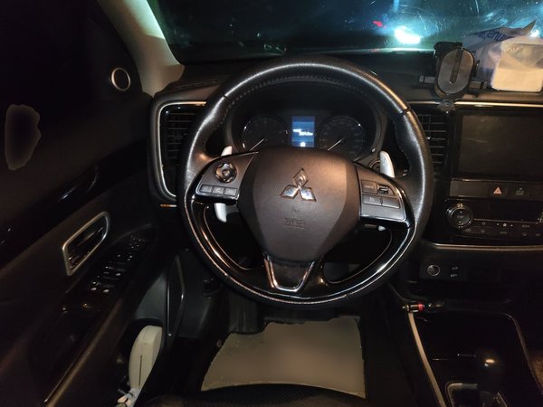 Mitsubishi Outlander 2018, 120200 км, за 8291 USD - фото 10