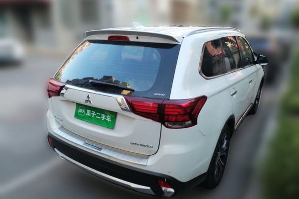 Mitsubishi Outlander 2018, 72600 км, за 7753 USD - фото 25