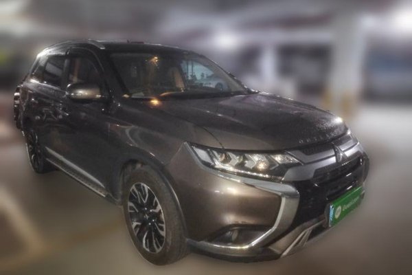 Mitsubishi Outlander 2019, 78500 км, за 10015 USD