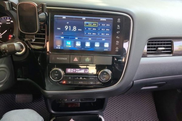 Mitsubishi Outlander 2019, 148100 км, за 10602 USD - фото 12