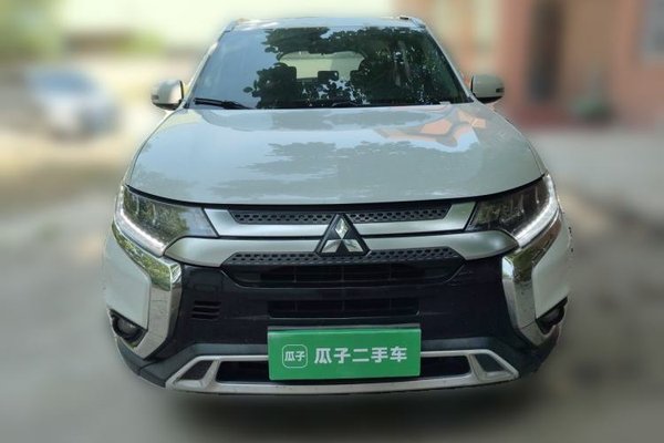 Mitsubishi Outlander 2019, 148100 км, за 10602 USD