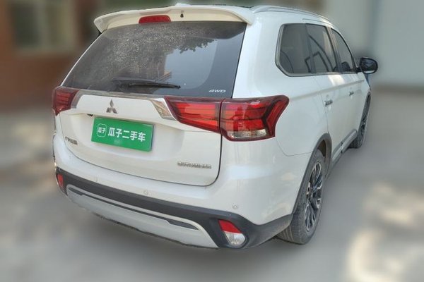 Mitsubishi Outlander 2019, 148100 км, за 10602 USD - фото 6