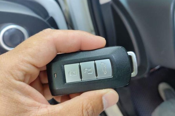 Mitsubishi Outlander 2019, 148100 км, за 10602 USD - фото 17