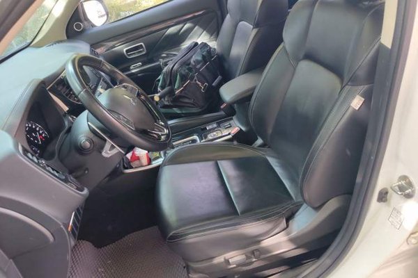Mitsubishi Outlander 2019, 148100 км, за 10602 USD - фото 14