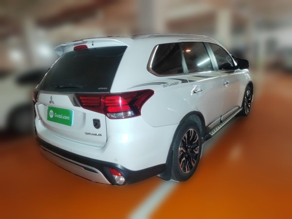 Mitsubishi Outlander 2019, 200000 км, за 12161 USD - фото 6