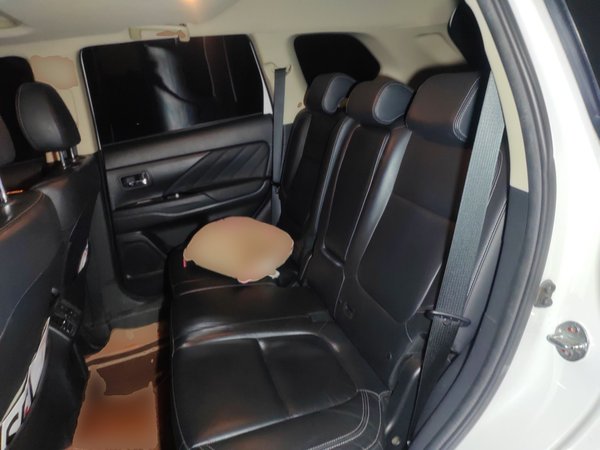 Mitsubishi Outlander 2019, 200000 км, за 12161 USD - фото 18