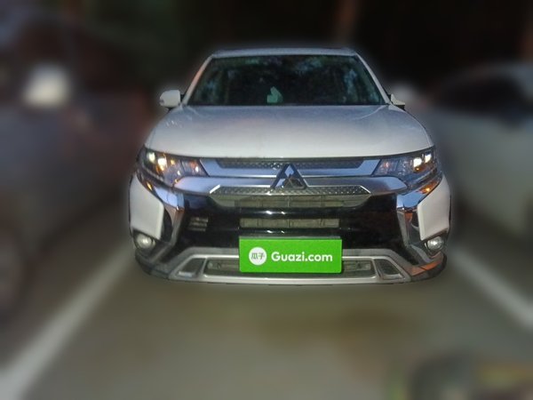 Mitsubishi Outlander 2019, 53500 км, за 10978 USD