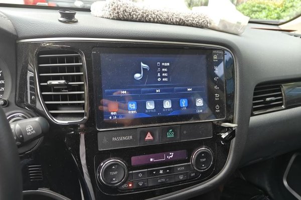 Mitsubishi Outlander 2019, 60100 км, за 10857 USD - фото 10
