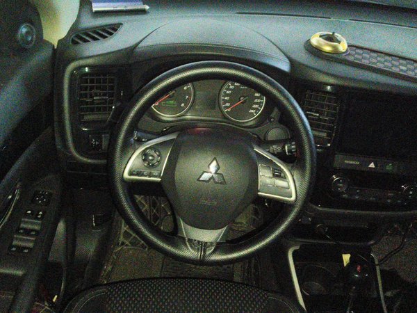 Mitsubishi Outlander 2020, 38200 км, за 9084 USD - фото 11