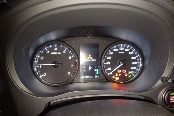 Mitsubishi Outlander 2020, 47800 км, за 9868 USD - фото 11