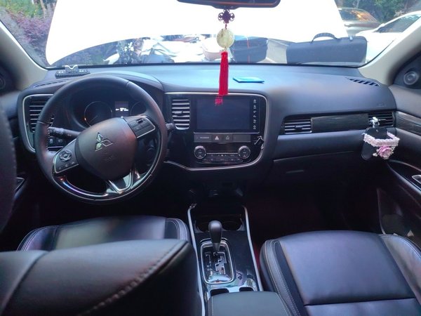 Mitsubishi Outlander 2020, 74400 км, за 9157 USD - фото 10