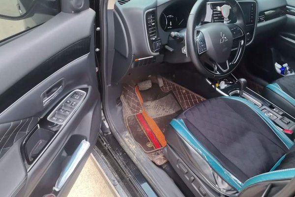 Mitsubishi Outlander 2021, 47699 км, за 14358 USD - фото 8