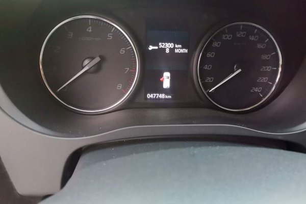 Mitsubishi Outlander 2021, 47699 км, за 14358 USD