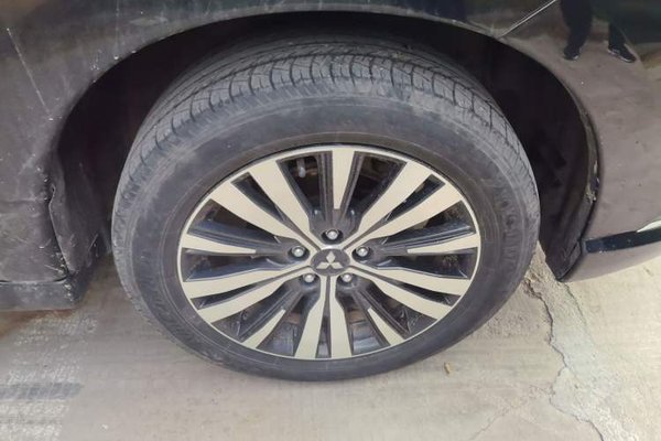 Mitsubishi Outlander 2021, 47699 км, за 14358 USD - фото 28