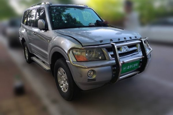 Mitsubishi Pajero 2011, 83000 км, за 8501 USD