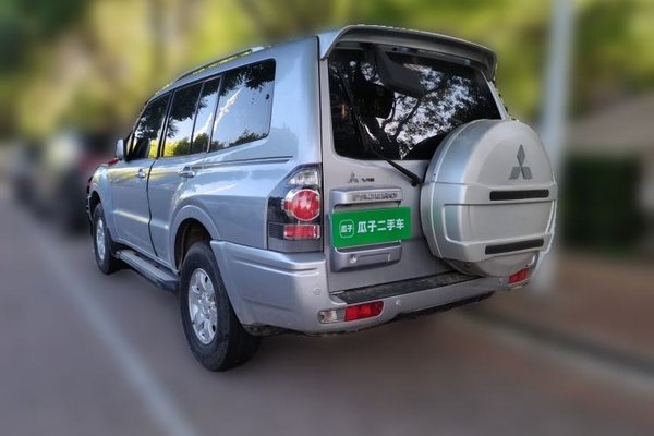 Mitsubishi Pajero 2011, 83000 км, за 8501 USD