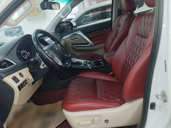 Mitsubishi Pajero 2018, 76700 км, за 17454 USD - фото 6