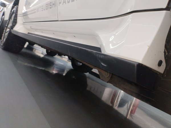 Mitsubishi Pajero 2018, 76700 км, за 17454 USD - фото 17