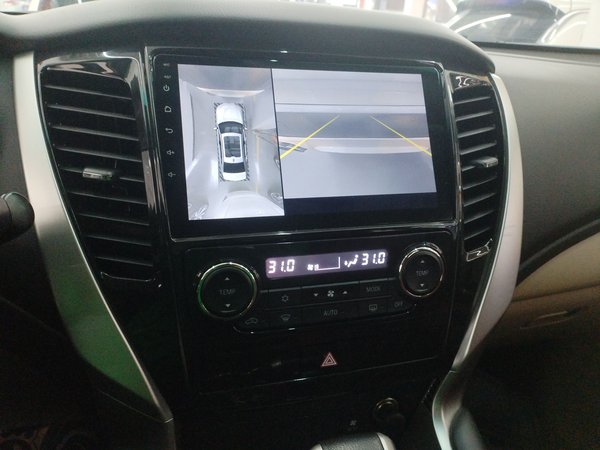 Mitsubishi Pajero 2018, 76700 км, за 17454 USD