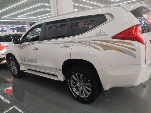 Mitsubishi Pajero 2018, 76700 км, за 17454 USD - фото 20
