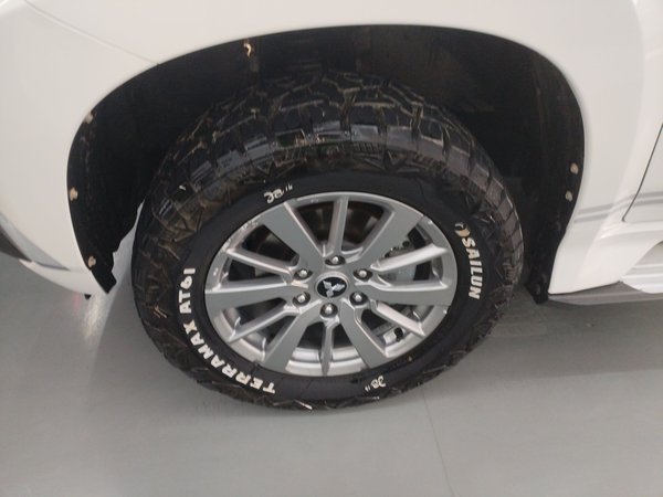 Mitsubishi Pajero 2018, 76700 км, за 17454 USD - фото 24