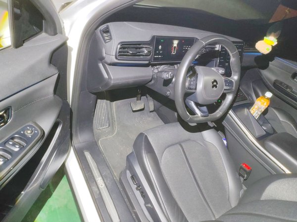 Nio EC6 2020, 56100 км, за 15610 USD - фото 17