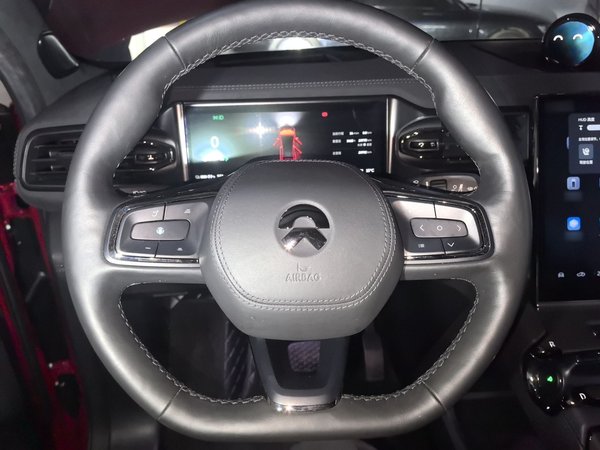 Nio EC6 2020, 29800 км, за 15982 USD - фото 9