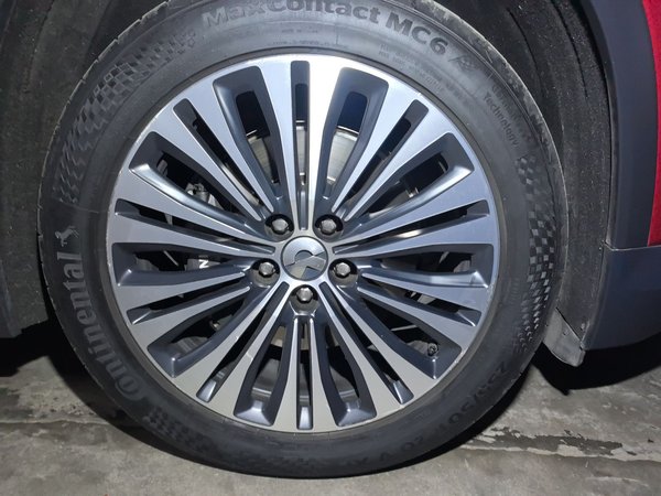 Nio EC6 2020, 29800 км, за 15982 USD - фото 8