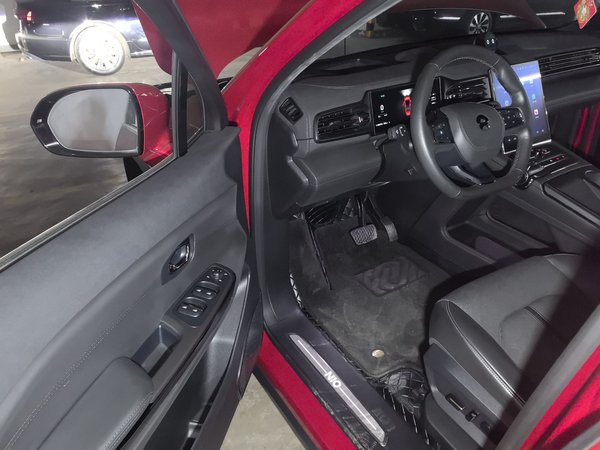 Nio EC6 2020, 29800 км, за 15982 USD - фото 19