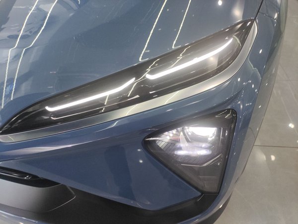 Nio EC6 2022, 69900 км, за 24491 USD - фото 9