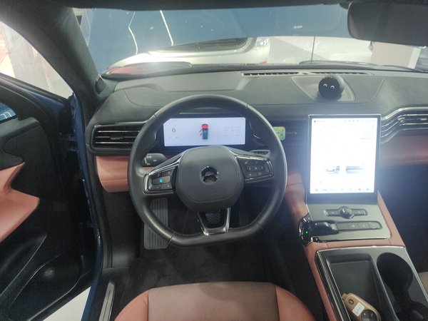 Nio EC6 2022, 69900 км, за 24491 USD - фото 14