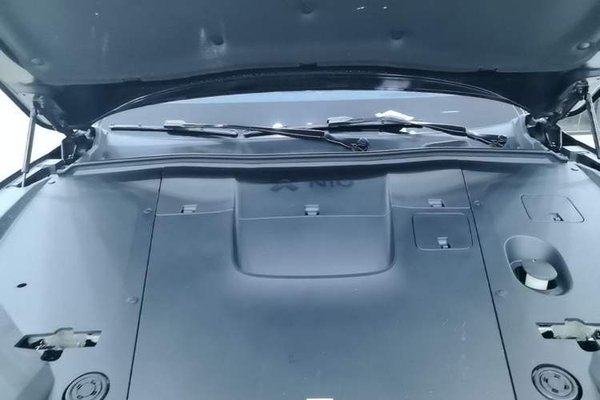 Nio EC6 2023, 34700 км, за 31260 USD - фото 24