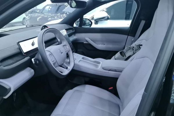 Nio EC6 2023, 34700 км, за 31260 USD - фото 17
