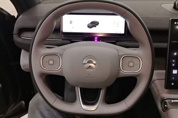 Nio EC6 2023, 34700 км, за 31260 USD - фото 13