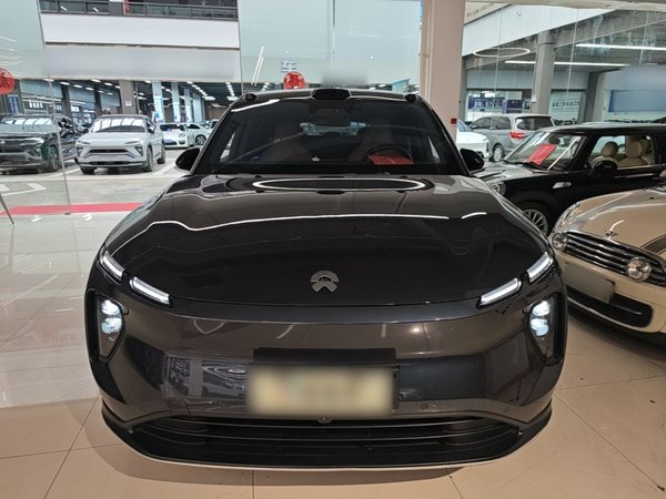 Nio EC6 2023, 17400 км, за 35261 USD