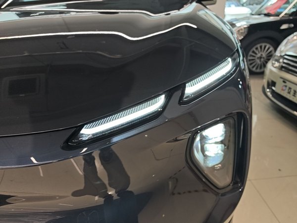 Nio EC6 2023, 17400 км, за 35261 USD - фото 9
