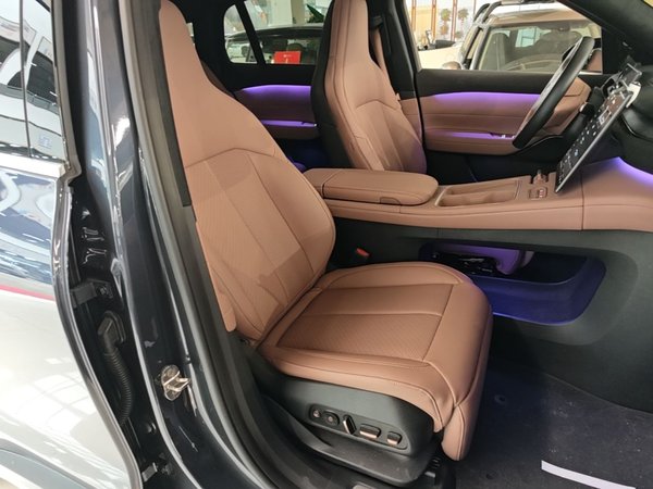 Nio EC6 2023, 17400 км, за 35261 USD - фото 23