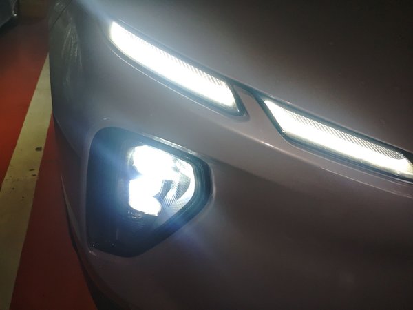 Nio EC6 2023, 2500 км, за 36838 USD - фото 7