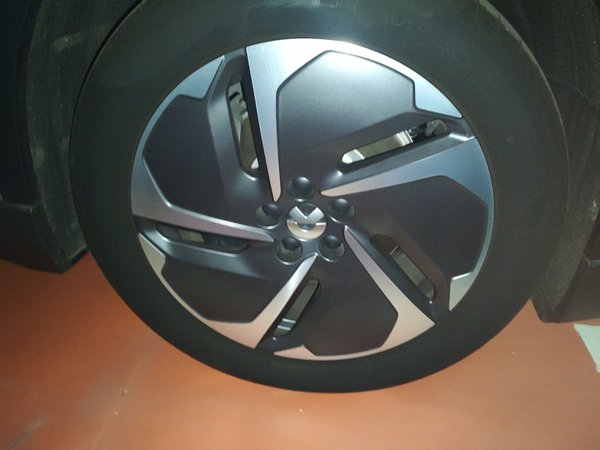 Nio EC6 2023, 2500 км, за 36838 USD - фото 8
