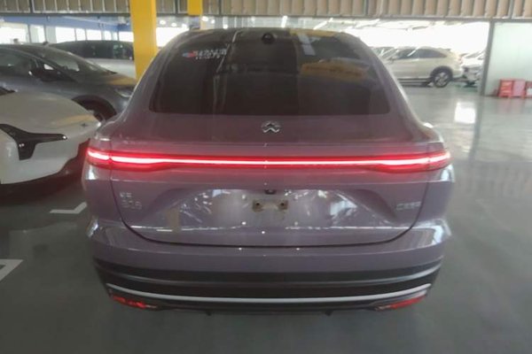 Nio EC6 2023, 61600 км, за 31242 USD