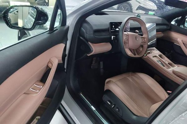 Nio EC6 2023, 39700 км, за 25915 USD - фото 18