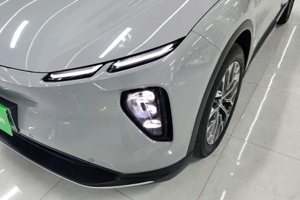 Nio EC6 2023, 39700 км, за 25915 USD - фото 8
