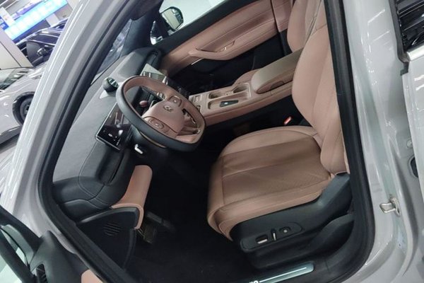 Nio EC6 2023, 39700 км, за 25915 USD - фото 17