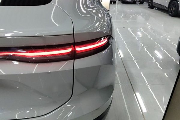 Nio EC6 2023, 39700 км, за 25915 USD - фото 9